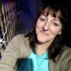 Meet your Posher, Lisa